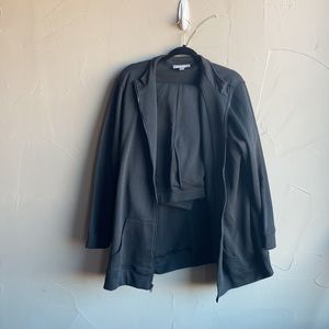 NWOT 2 PC Set Woman Within  Black Jogging Set Heavy Knit With Capri Pants. 18/20